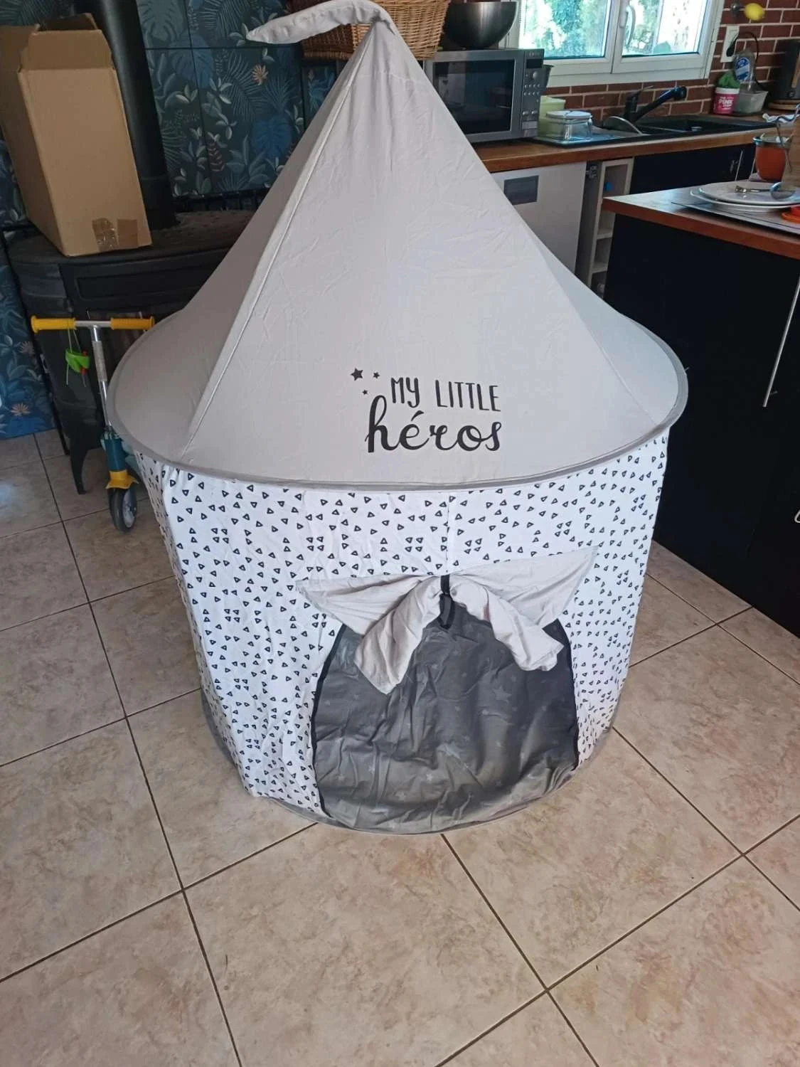 Tente pop up et tapis sol